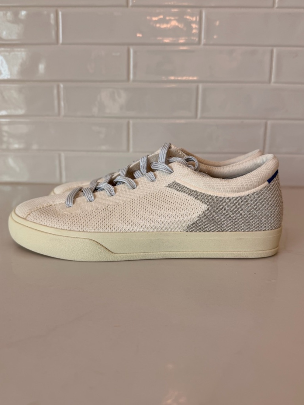 Rothy's The Lace Up sneakers in the Diamond Twill pattern. Size 8